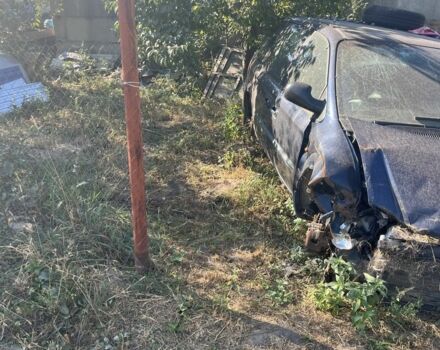 Синий Крайслер Гранд Вояджер, объемом двигателя 2.5 л и пробегом 200 тыс. км за 999 $, фото 1 на Automoto.ua