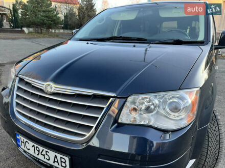 Крайслер Grand Voyager 2008 у Долине на Automoto.ua Синій Крайслер Grand Voyager, об'ємом двигуна 2.78 л та пробігом 122 тис. км за 10300 $, фото 1 на Automoto.ua