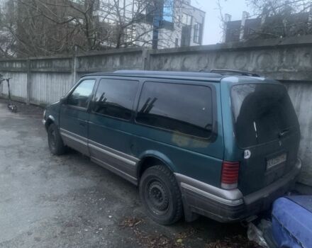 Зеленый Крайслер Гранд Вояджер, объемом двигателя 3.3 л и пробегом 100 тыс. км за 2007 $, фото 4 на Automoto.ua