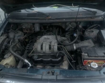 Зеленый Крайслер Гранд Вояджер, объемом двигателя 3.3 л и пробегом 100 тыс. км за 2007 $, фото 6 на Automoto.ua