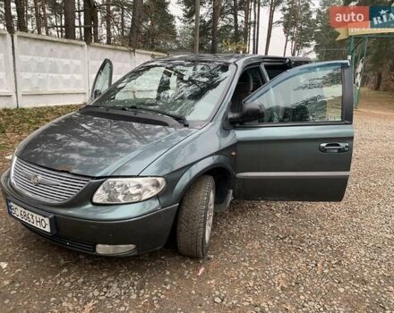 Зелений Крайслер Grand Voyager, об'ємом двигуна 3.3 л та пробігом 353 тис. км за 3450 $, фото 11 на Automoto.ua