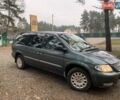 Зелений Крайслер Grand Voyager, об'ємом двигуна 3.3 л та пробігом 353 тис. км за 3450 $, фото 1 на Automoto.ua