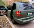 Зелений Крайслер Grand Voyager, об'ємом двигуна 2.5 л та пробігом 306 тис. км за 2900 $, фото 2 на Automoto.ua