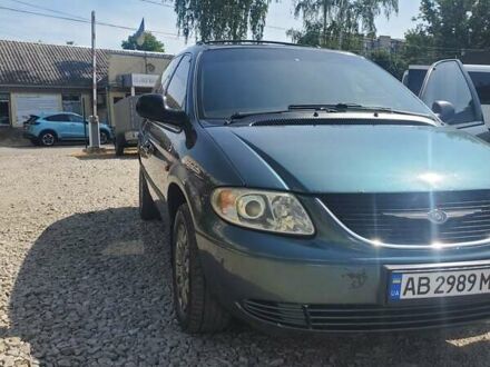 Зелений Крайслер Grand Voyager, об'ємом двигуна 2.5 л та пробігом 500 тис. км за 6500 $, фото 1 на Automoto.ua