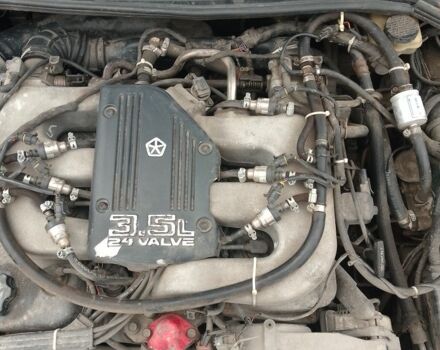 Зелений Крайслер Intrepid, об'ємом двигуна 3.5 л та пробігом 186 тис. км за 966 $, фото 7 на Automoto.ua