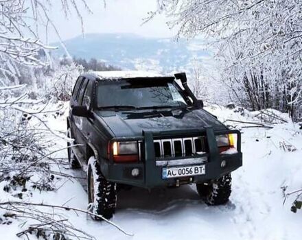 Зеленый Крайслер Джип Чероки, объемом двигателя 2.5 л и пробегом 200 тыс. км за 4500 $, фото 1 на Automoto.ua