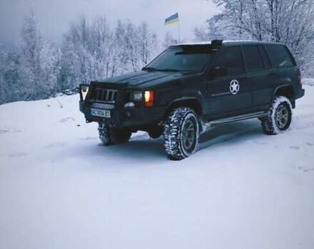 Зеленый Крайслер Джип Чероки, объемом двигателя 2.5 л и пробегом 200 тыс. км за 4500 $, фото 2 на Automoto.ua