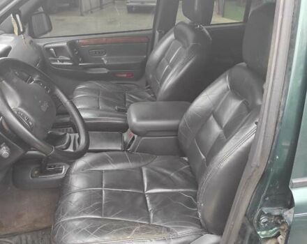 Зеленый Крайслер Джип Чероки, объемом двигателя 2.5 л и пробегом 200 тыс. км за 4500 $, фото 13 на Automoto.ua