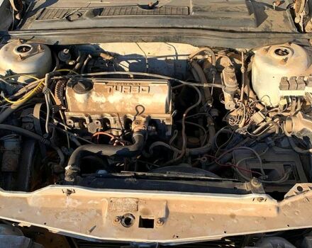 Серый Крайслер ЛЕ Барон, объемом двигателя 2.2 л и пробегом 200 тыс. км за 900 $, фото 3 на Automoto.ua