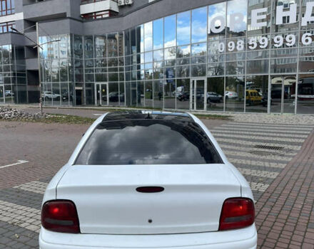 Білий Крайслер Neon, об'ємом двигуна 2 л та пробігом 170 тис. км за 1699 $, фото 8 на Automoto.ua