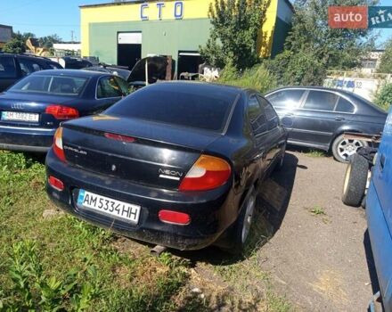 Черный Крайслер Неон, объемом двигателя 2 л и пробегом 350 тыс. км за 1600 $, фото 6 на Automoto.ua