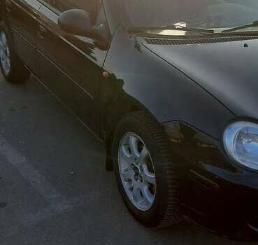 Черный Крайслер Неон, объемом двигателя 2 л и пробегом 265 тыс. км за 4500 $, фото 1 на Automoto.ua