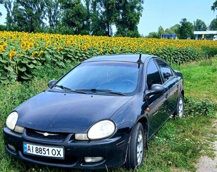 Черный Крайслер Неон, объемом двигателя 2 л и пробегом 300 тыс. км за 2300 $, фото 1 на Automoto.ua