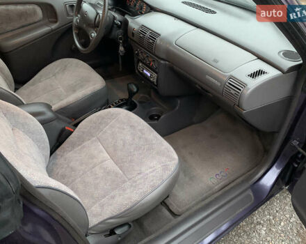 Фіолетовий Крайслер Neon, об'ємом двигуна 2 л та пробігом 187 тис. км за 2650 $, фото 22 на Automoto.ua