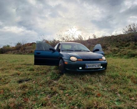 Зеленый Крайслер Неон, объемом двигателя 2 л и пробегом 210 тыс. км за 1832 $, фото 1 на Automoto.ua