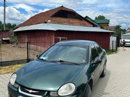 Зелений Крайслер Neon, об'ємом двигуна 2 л та пробігом 224 тис. км за 3300 $, фото 1 на Automoto.ua