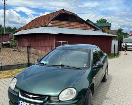 Зелений Крайслер Neon, об'ємом двигуна 2 л та пробігом 224 тис. км за 3300 $, фото 1 на Automoto.ua