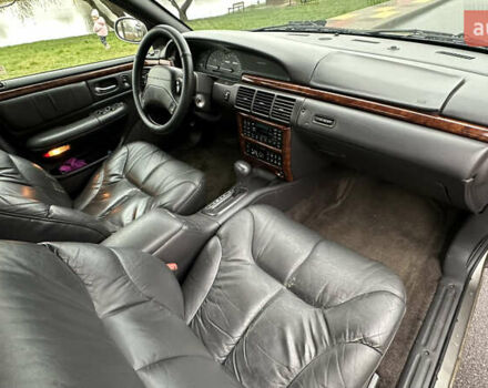 Серый Крайслер Нью Йоркер, объемом двигателя 3.52 л и пробегом 274 тыс. км за 4900 $, фото 8 на Automoto.ua