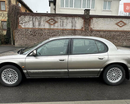 Серый Крайслер Нью Йоркер, объемом двигателя 3.52 л и пробегом 274 тыс. км за 4900 $, фото 3 на Automoto.ua