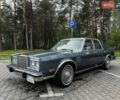 Синий Крайслер Нью Йоркер, объемом двигателя 5.2 л и пробегом 136 тыс. км за 15300 $, фото 1 на Automoto.ua