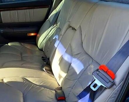 Зеленый Крайслер Нью Йоркер, объемом двигателя 3.5 л и пробегом 252 тыс. км за 4500 $, фото 5 на Automoto.ua