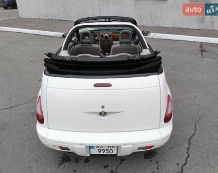 Белый Крайслер ПТ Крузер, объемом двигателя 2.43 л и пробегом 110 тыс. км за 6700 $, фото 11 на Automoto.ua