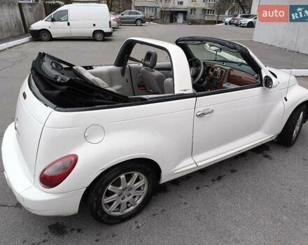 Белый Крайслер ПТ Крузер, объемом двигателя 2.43 л и пробегом 110 тыс. км за 6700 $, фото 13 на Automoto.ua