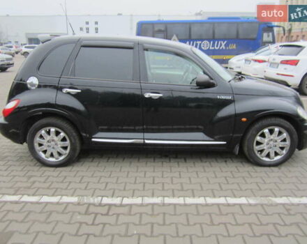 Черный Крайслер ПТ Крузер, объемом двигателя 2.4 л и пробегом 122 тыс. км за 5100 $, фото 4 на Automoto.ua