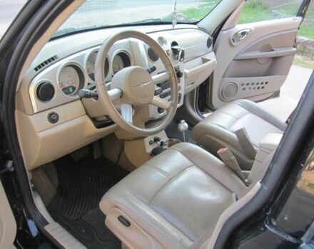 Черный Крайслер ПТ Крузер, объемом двигателя 2.4 л и пробегом 123 тыс. км за 5800 $, фото 10 на Automoto.ua