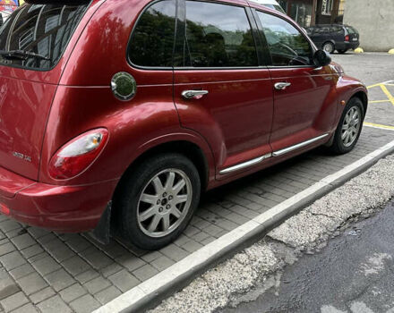 Красный Крайслер ПТ Крузер, объемом двигателя 2.43 л и пробегом 84 тыс. км за 4500 $, фото 2 на Automoto.ua