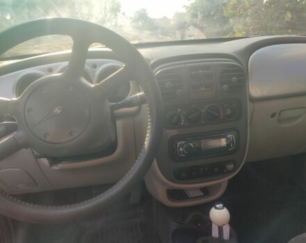 Сірий Крайслер PT Cruiser, об'ємом двигуна 2 л та пробігом 243 тис. км за 2504 $, фото 3 на Automoto.ua