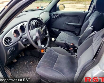 Сірий Крайслер PT Cruiser, об'ємом двигуна 2.2 л та пробігом 321 тис. км за 1900 $, фото 4 на Automoto.ua