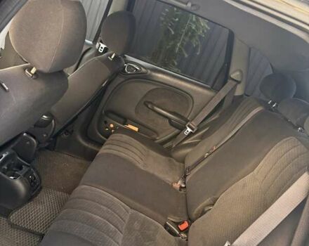 Сірий Крайслер PT Cruiser, об'ємом двигуна 2.15 л та пробігом 283 тис. км за 4700 $, фото 4 на Automoto.ua