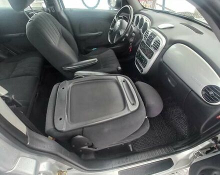 Сірий Крайслер PT Cruiser, об'ємом двигуна 2.2 л та пробігом 236 тис. км за 3900 $, фото 31 на Automoto.ua