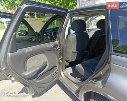 Серый Крайслер ПТ Крузер, объемом двигателя 2.15 л и пробегом 323 тыс. км за 4700 $, фото 11 на Automoto.ua