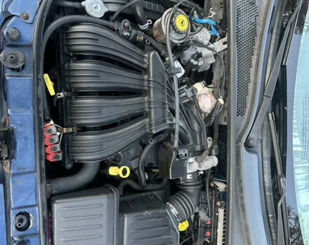 Синий Крайслер ПТ Крузер, объемом двигателя 2.4 л и пробегом 158 тыс. км за 3600 $, фото 16 на Automoto.ua