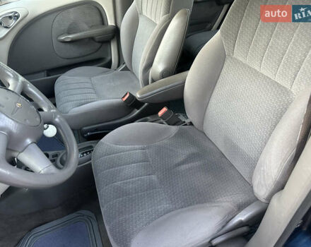 Синий Крайслер ПТ Крузер, объемом двигателя 2.4 л и пробегом 158 тыс. км за 3600 $, фото 28 на Automoto.ua