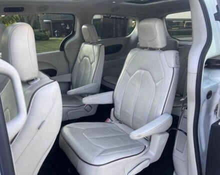 Белый Крайслер Пасифик, объемом двигателя 3.6 л и пробегом 72 тыс. км за 7000 $, фото 13 на Automoto.ua