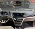 Крайслер Пасифик 2017 в Киеве на Automoto.ua Белый Крайслер Пасифик, объемом двигателя 3.61 л и пробегом 96 тыс. км за 24990 $, фото 24 на Automoto.ua