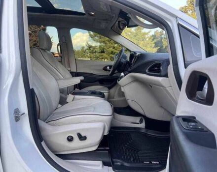 Белый Крайслер Пасифик, объемом двигателя 3.6 л и пробегом 72 тыс. км за 7000 $, фото 15 на Automoto.ua