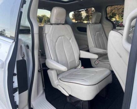 Белый Крайслер Пасифик, объемом двигателя 3.6 л и пробегом 72 тыс. км за 7000 $, фото 14 на Automoto.ua