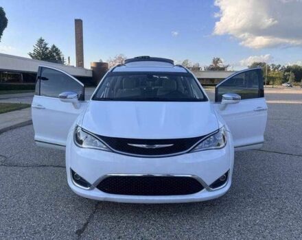 Белый Крайслер Пасифик, объемом двигателя 3.6 л и пробегом 72 тыс. км за 7000 $, фото 8 на Automoto.ua