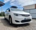 Белый Крайслер Пасифик, объемом двигателя 3.61 л и пробегом 133 тыс. км за 18800 $, фото 1 на Automoto.ua