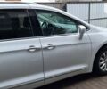 Белый Крайслер Пасифик, объемом двигателя 3.61 л и пробегом 133 тыс. км за 18800 $, фото 6 на Automoto.ua