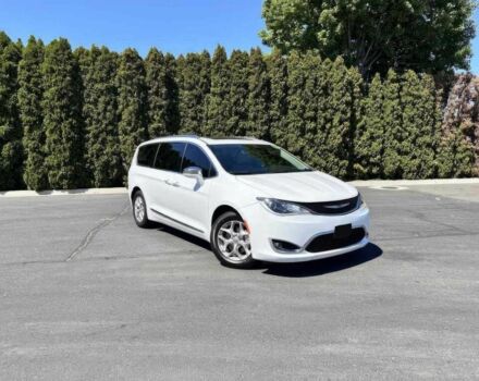 Білий Крайслер Pacifica, об'ємом двигуна 3.6 л та пробігом 29 тис. км за 11200 $, фото 5 на Automoto.ua