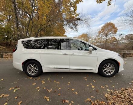 Белый Крайслер Пасифик, объемом двигателя 3.6 л и пробегом 42 тыс. км за 11200 $, фото 7 на Automoto.ua