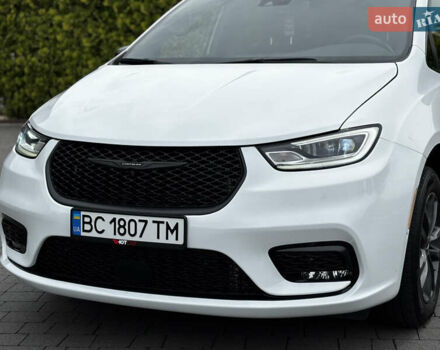 Белый Крайслер Пасифик, объемом двигателя 3.61 л и пробегом 97 тыс. км за 27600 $, фото 8 на Automoto.ua