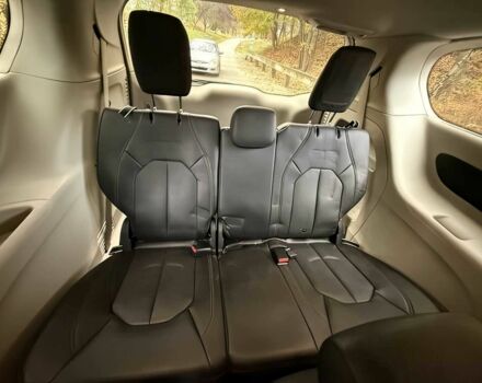 Белый Крайслер Пасифик, объемом двигателя 3.6 л и пробегом 42 тыс. км за 11200 $, фото 15 на Automoto.ua