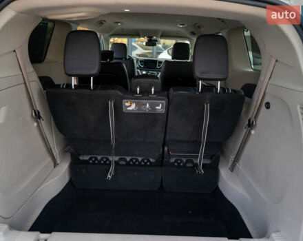 Белый Крайслер Пасифик, объемом двигателя 3.6 л и пробегом 135 тыс. км за 28000 $, фото 33 на Automoto.ua