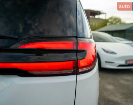 Белый Крайслер Пасифик, объемом двигателя 3.6 л и пробегом 135 тыс. км за 28000 $, фото 12 на Automoto.ua